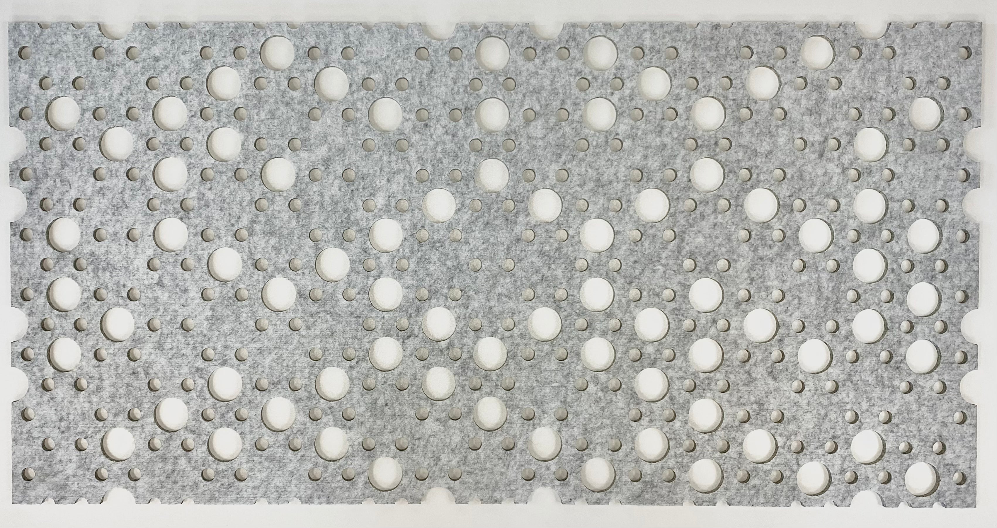 DOTS PET FELT