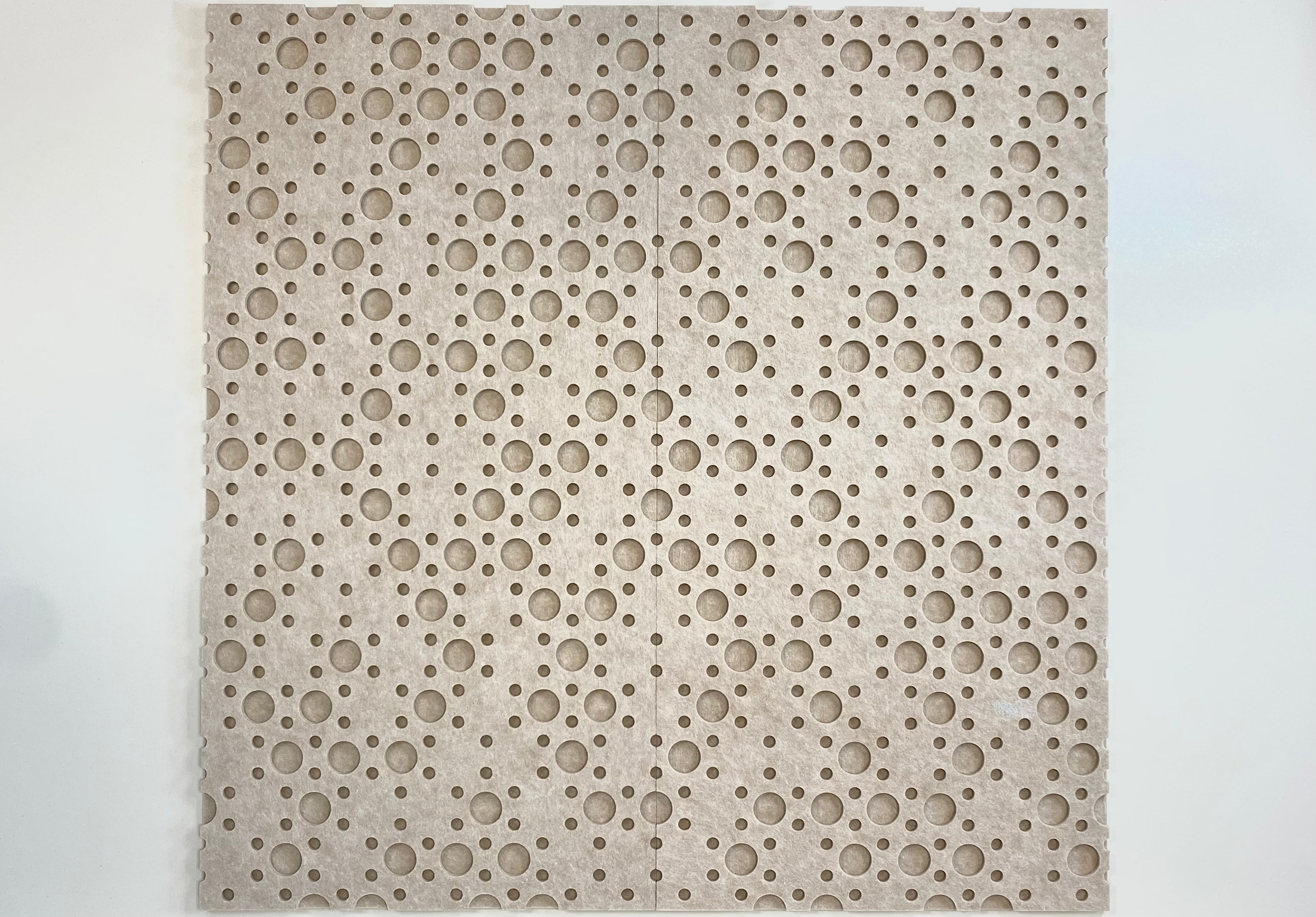 DOTS PET FELT
