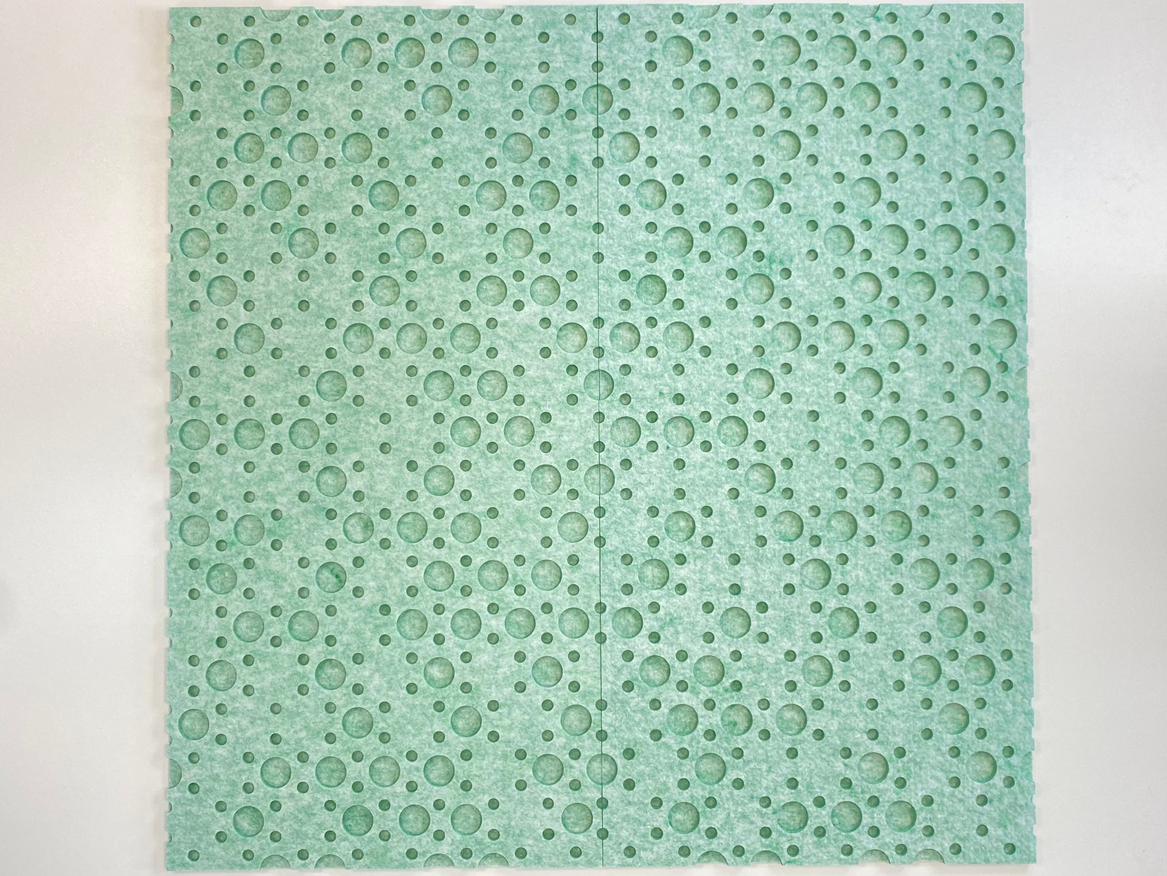 DOTS PET FELT